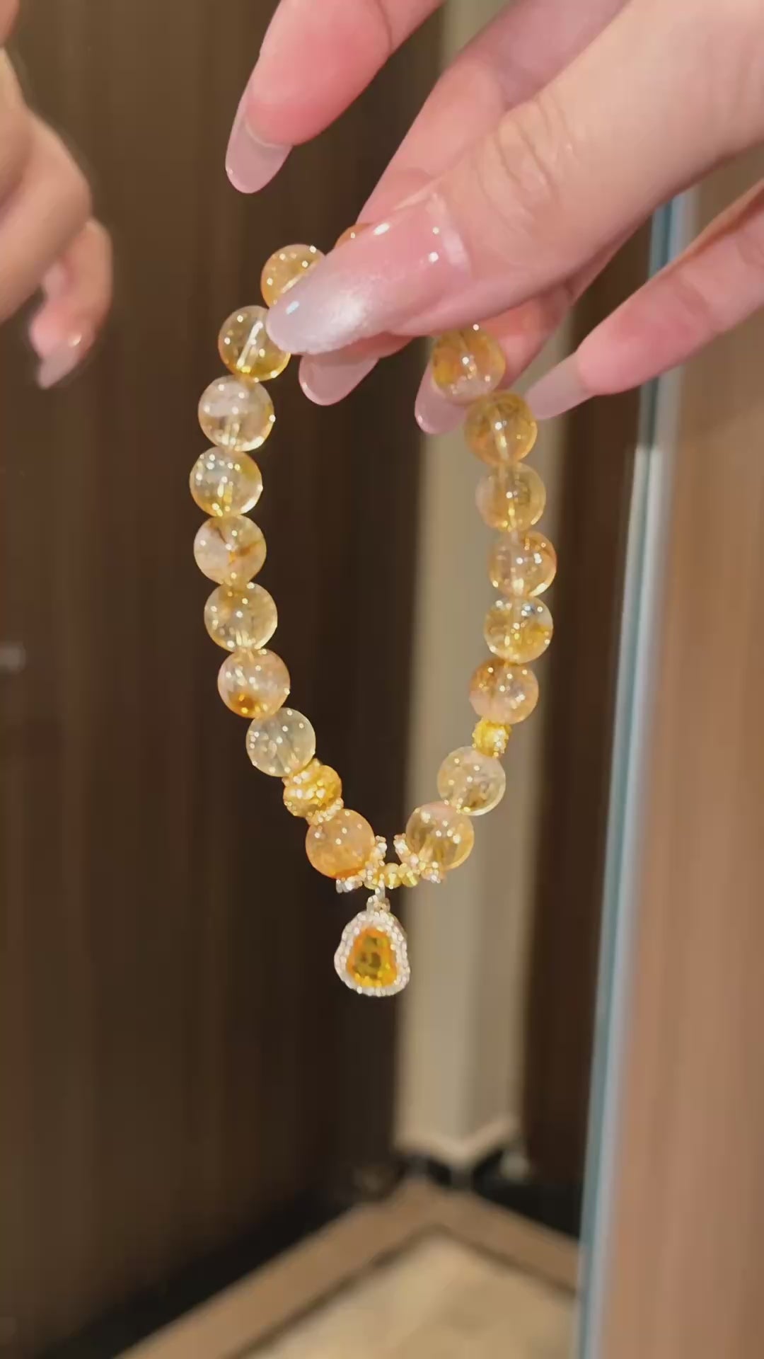 【金塔纳福 Golden Pagoda Blessing】