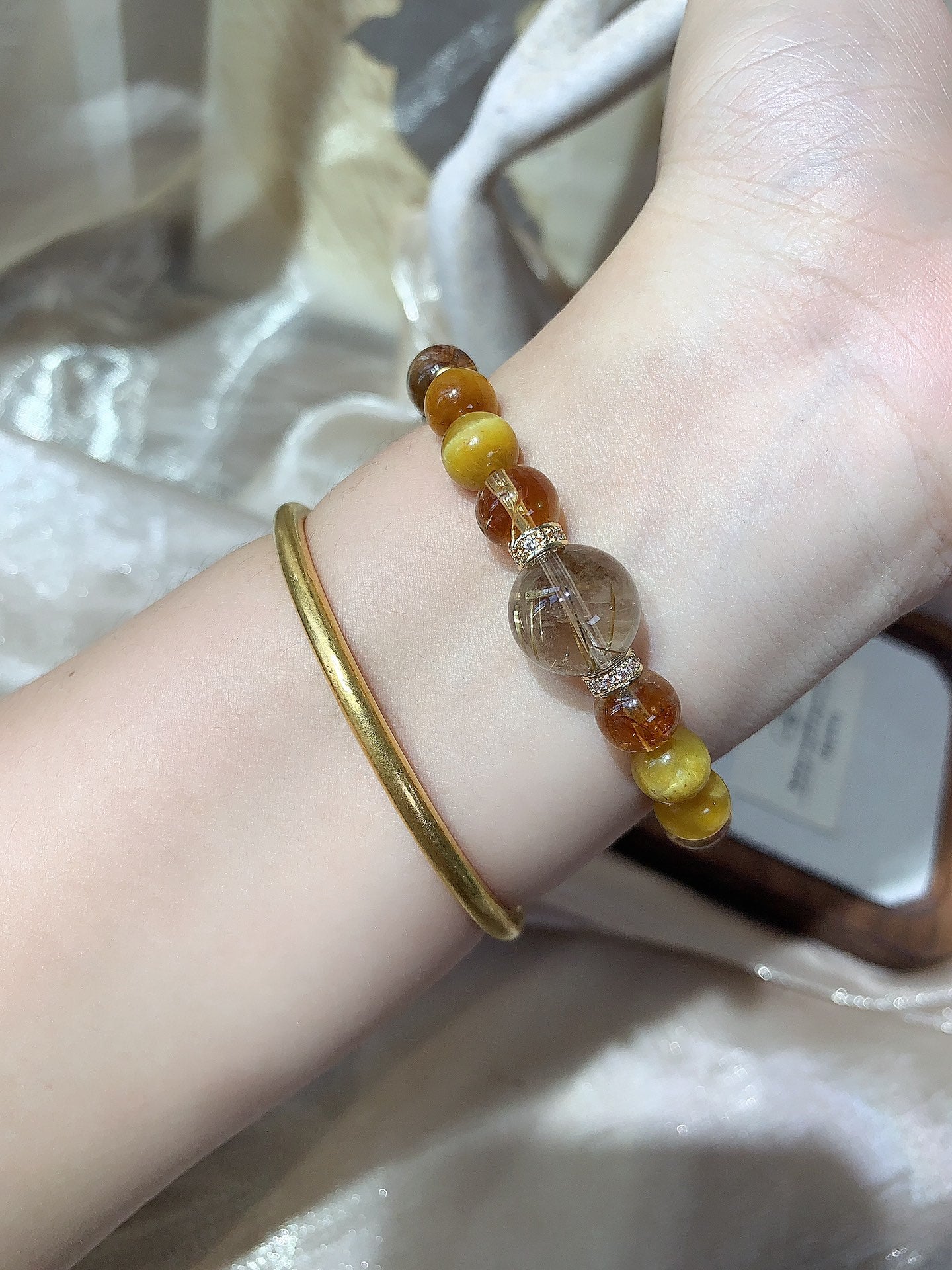 【金曜冰芒 Golden Radiant Ice Glow】