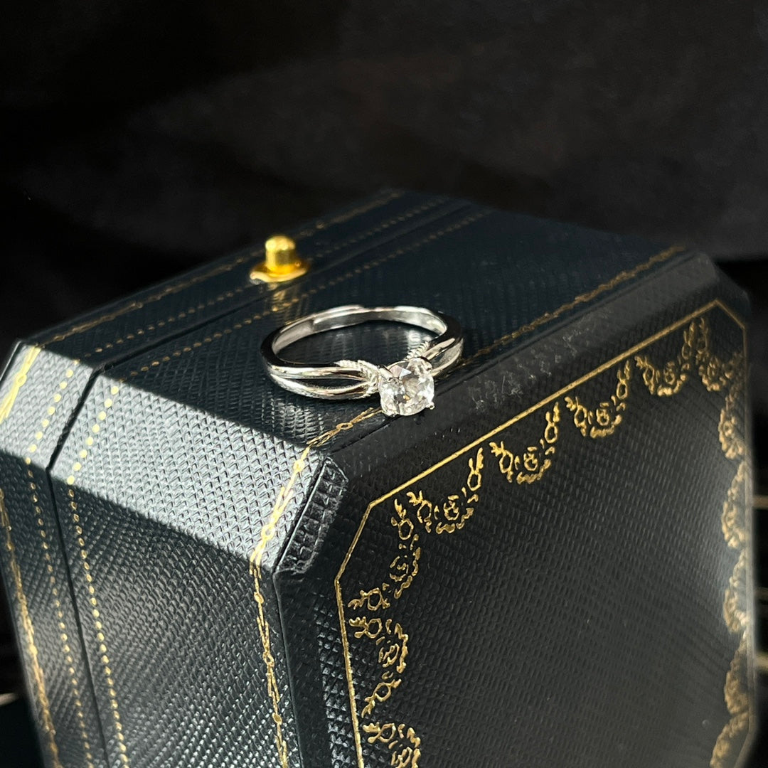 【莹澈华环 Luminous Crystal Ring】