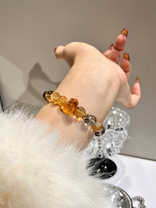 【透体凝华 Translucent Radiance】