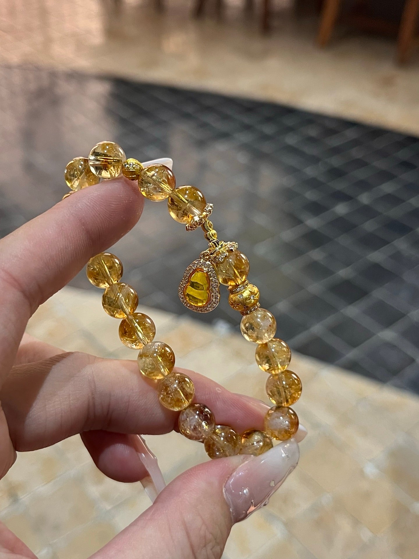 【金塔纳福 Golden Pagoda Blessing】
